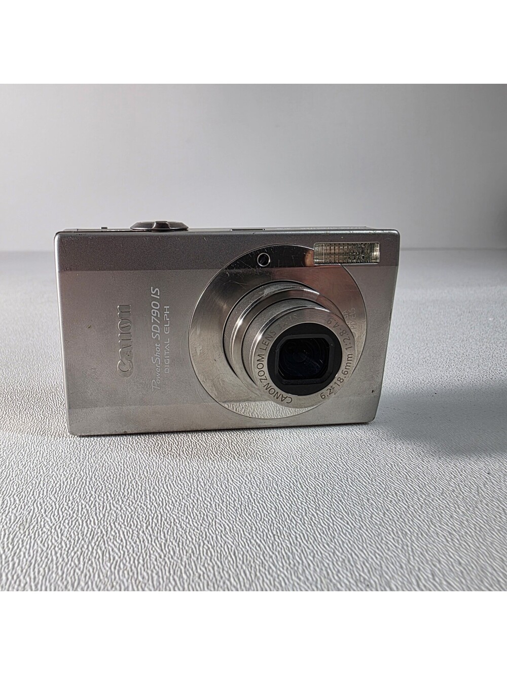 Canon PowerShot SD790 IS Digital ELPH Camera 10MP - Read Discription E24 Error